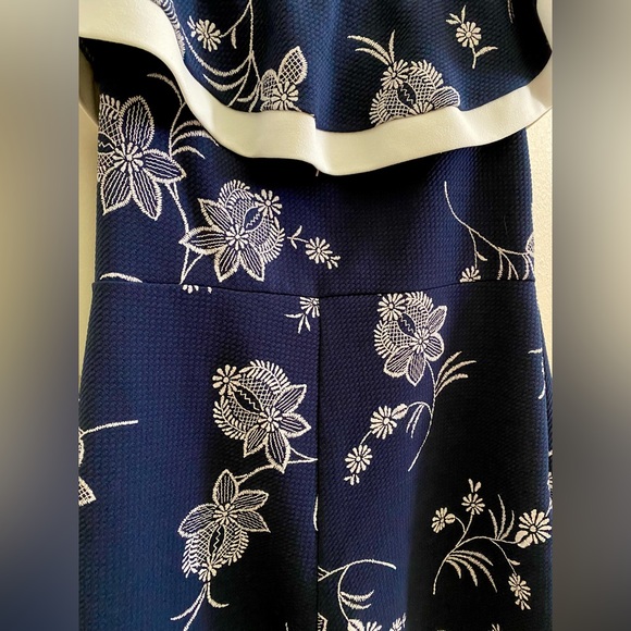 Navy and white summery jumper. Perfect for a cruise or the Summer 😇 - Picture 3 of 4